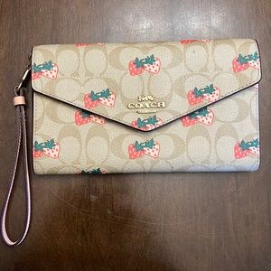 Coach wallet